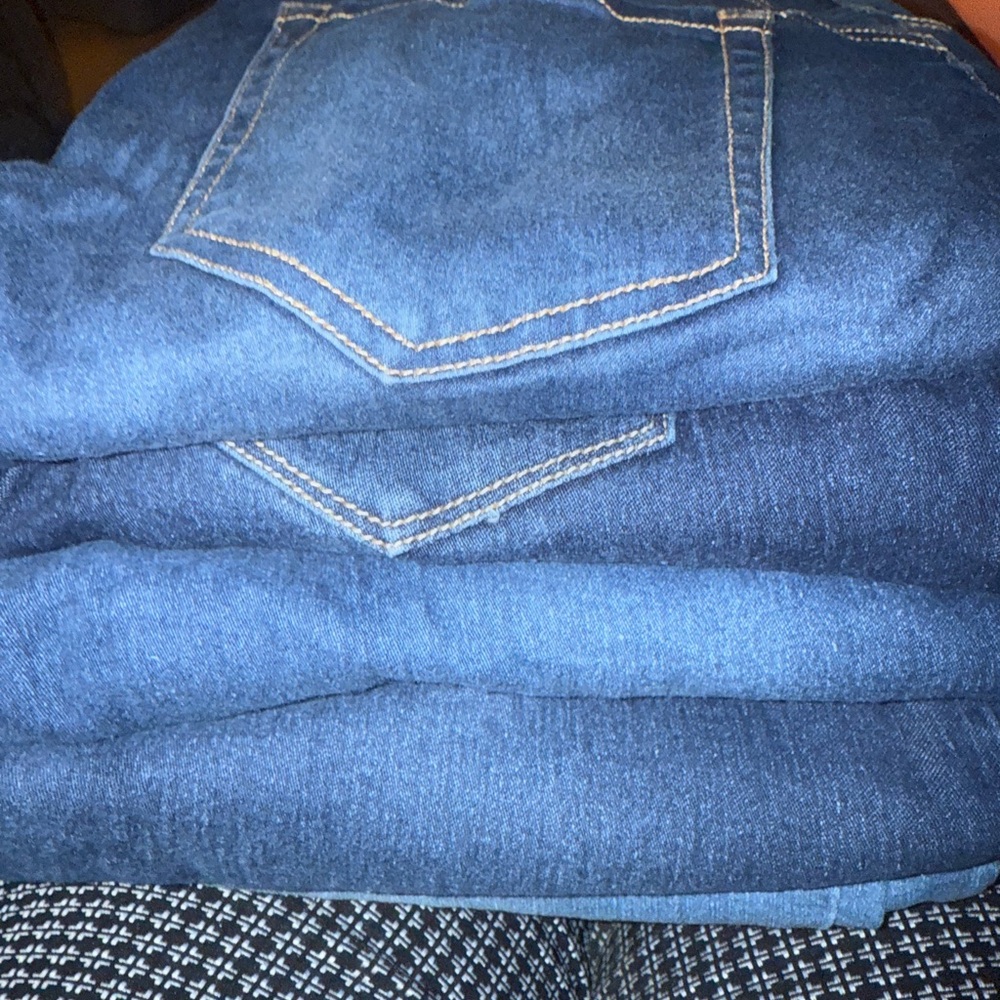 5 Pairs of Stylish Blue Denim Jeans
